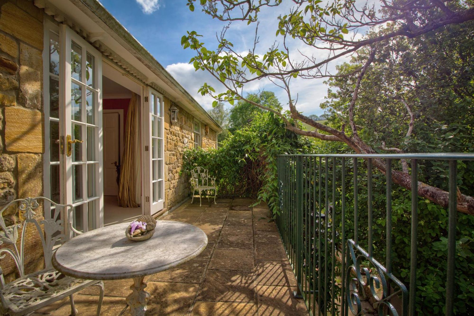 West Compton Manor Acomodação com café da manhã Maiden Newton Exterior foto